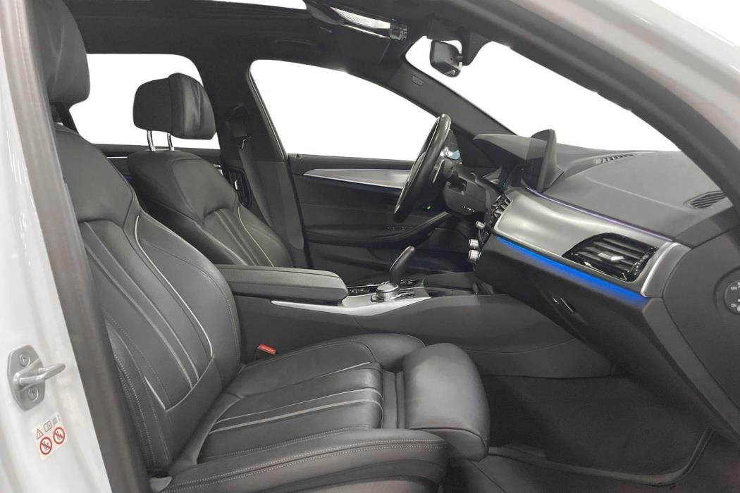 BMW 530 2021