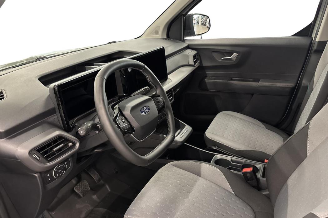 Ford Transit Courier 2026