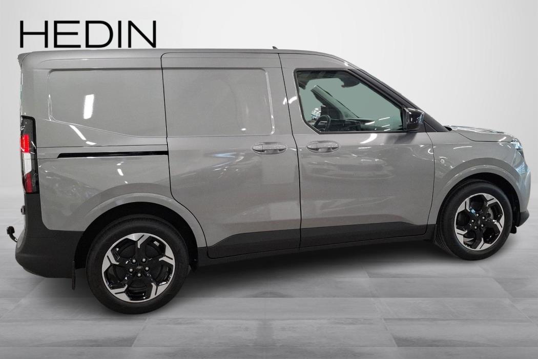 Ford Transit Courier 2026