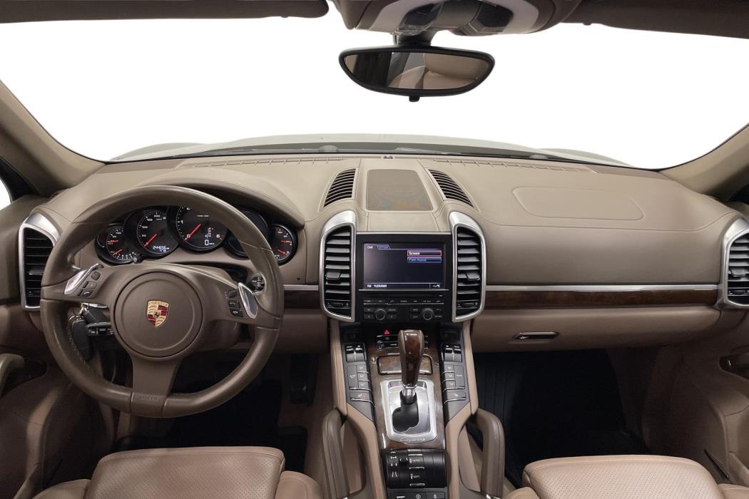 Porsche Cayenne 2011