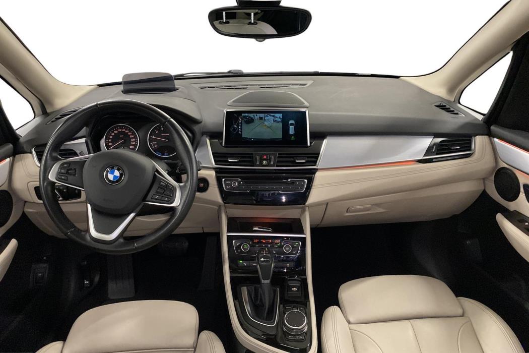 BMW 225 2016