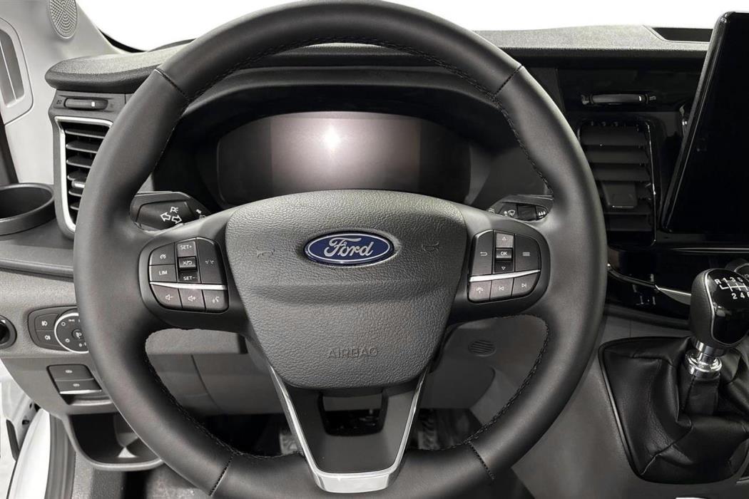 Ford Transit 2025