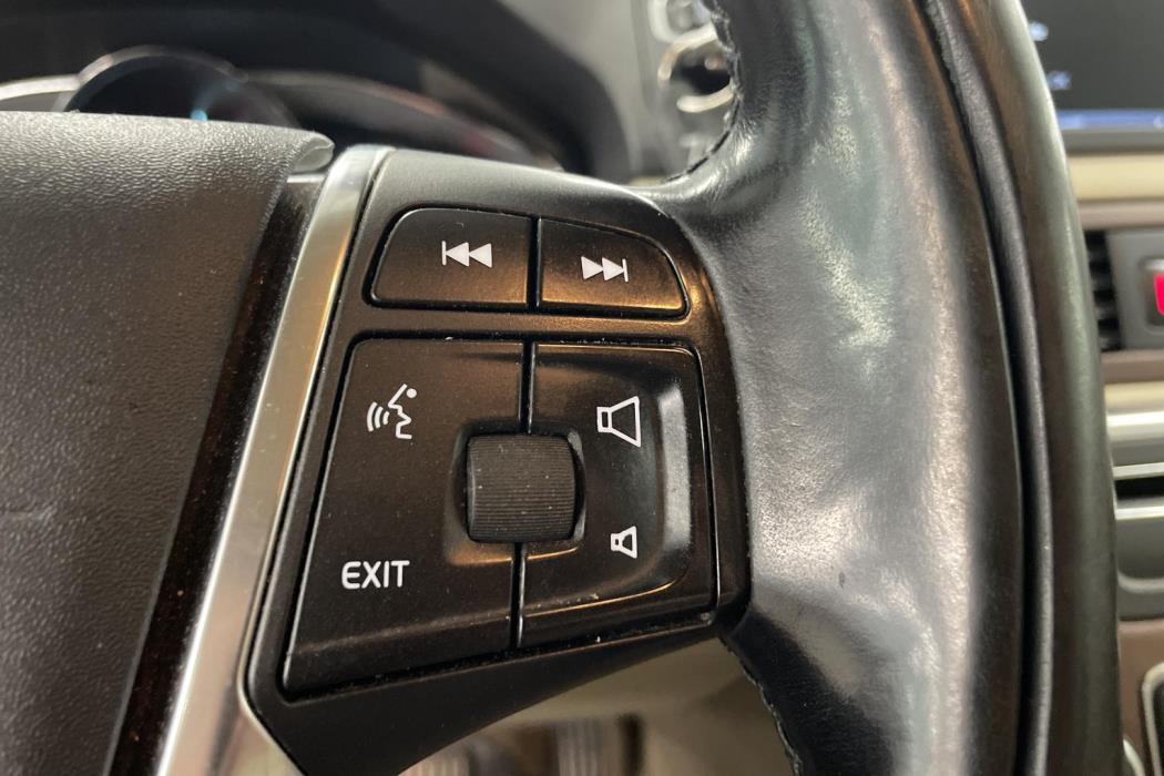VOLVO XC70 2014