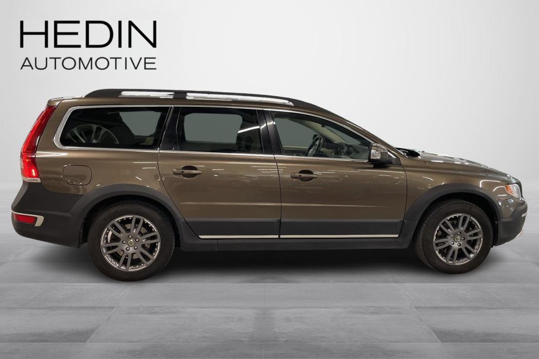 VOLVO XC70 2014