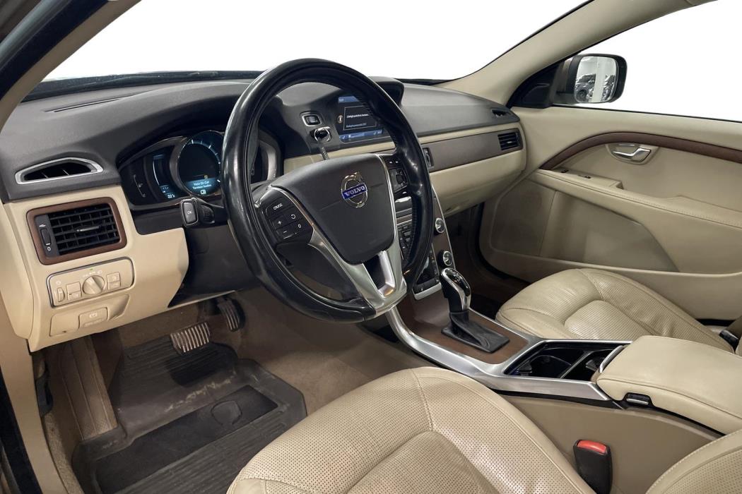 VOLVO XC70 2014