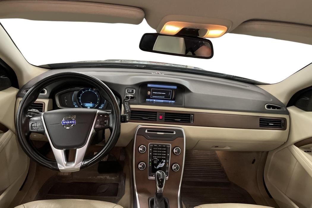 VOLVO XC70 2014