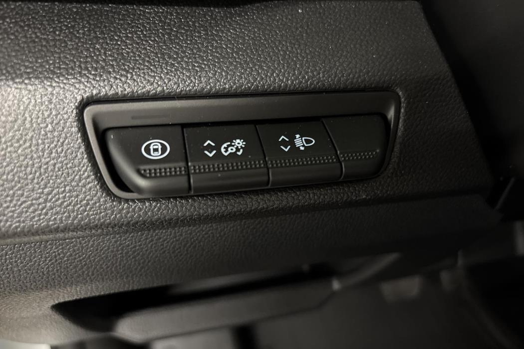 Nissan Primastar 2025