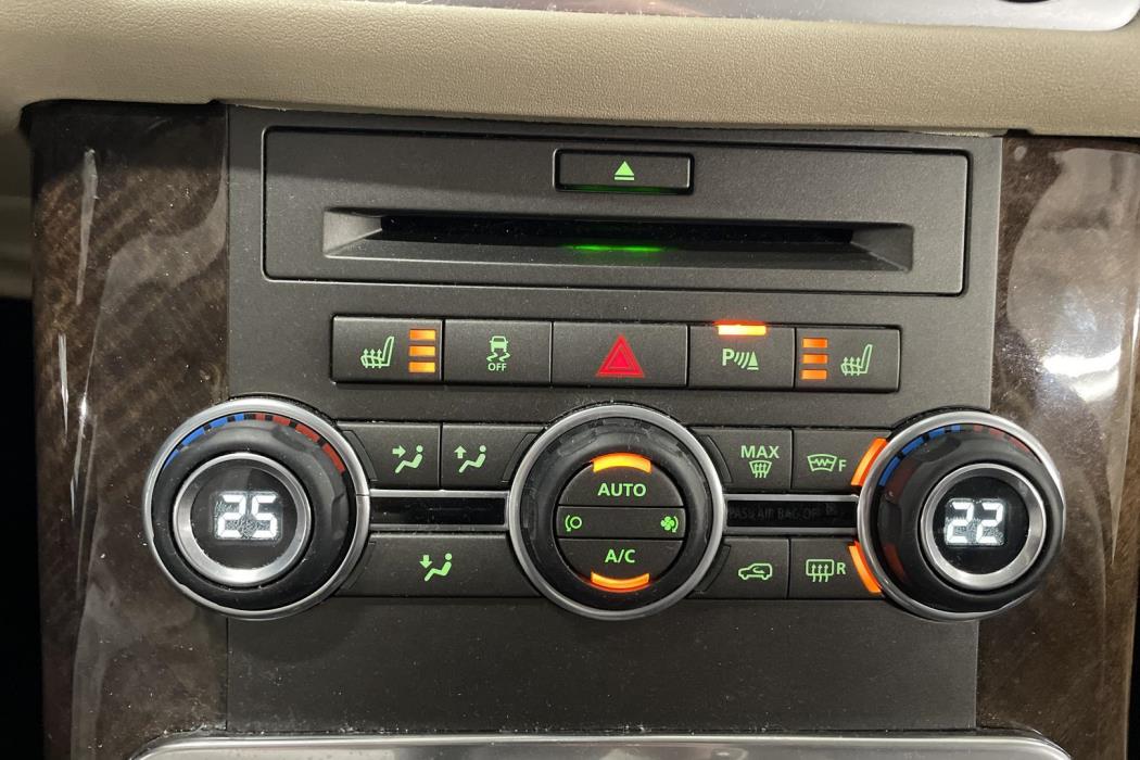 Land Rover Range Rover Sport 2011