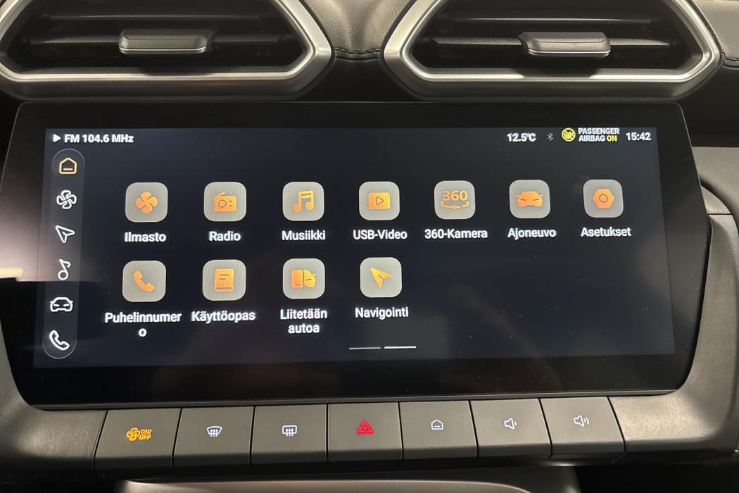 MG ZS 2025