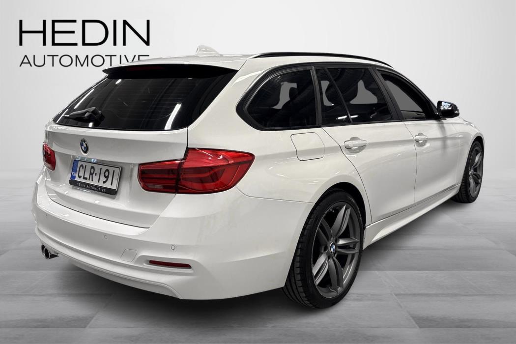 BMW 320 2019