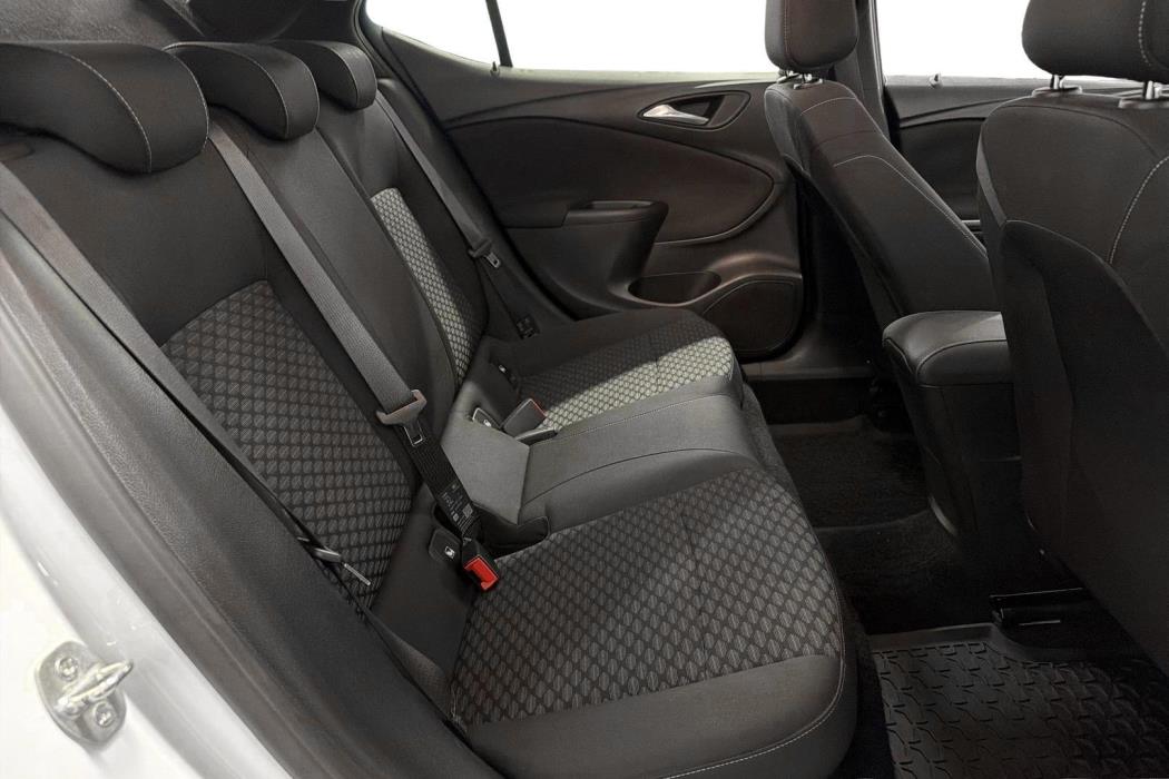 OPEL ASTRA 2022