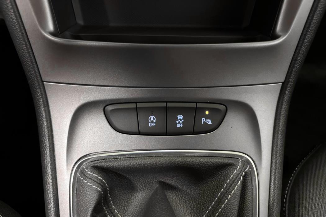 OPEL ASTRA 2022