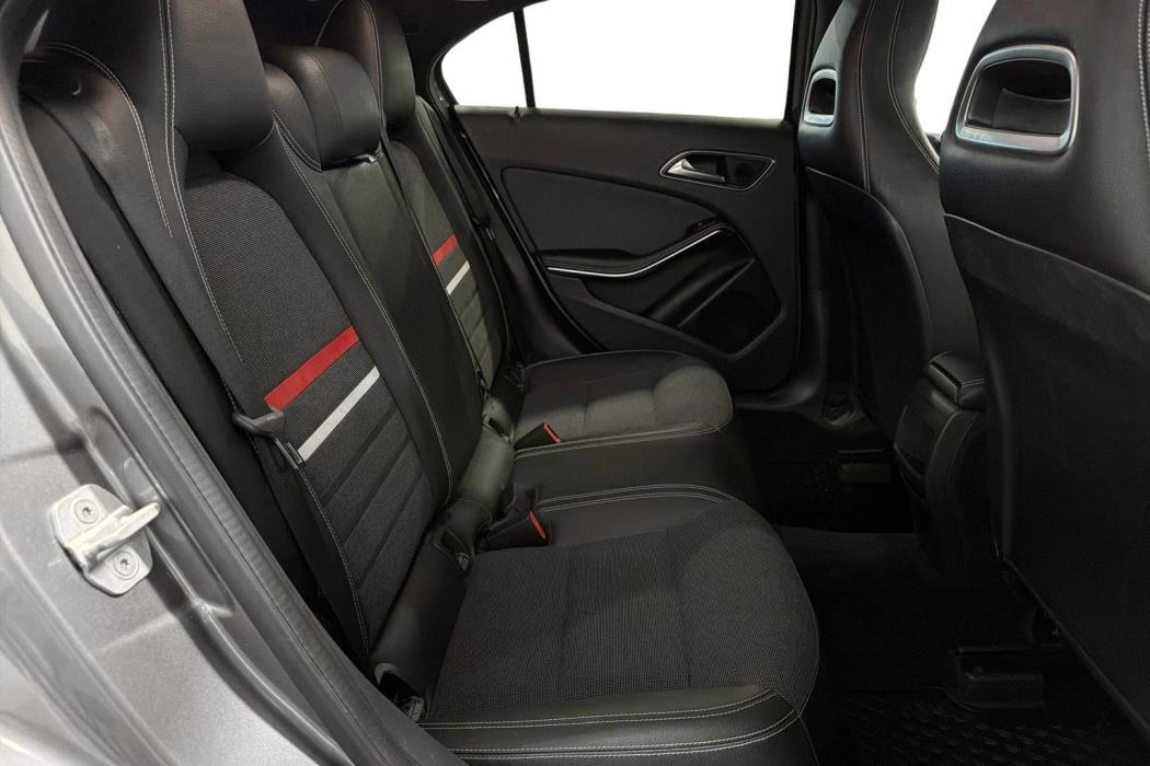 Mercedes-Benz A 2014