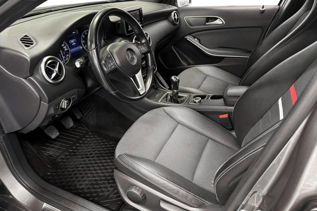 Mercedes-Benz A 2014