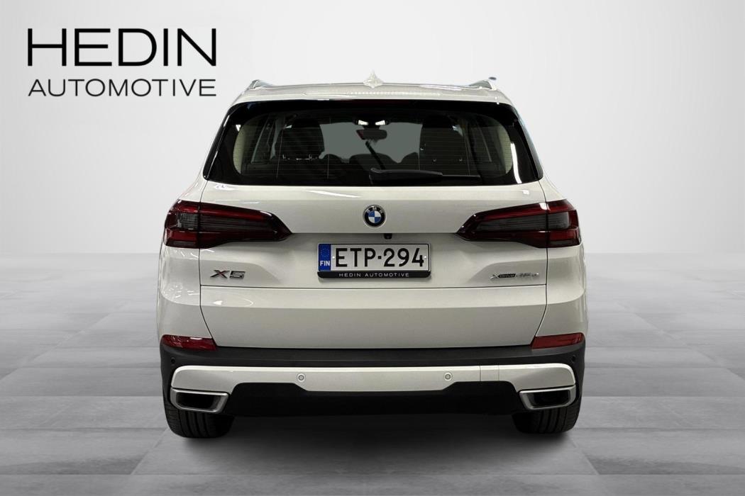 BMW X5 2021