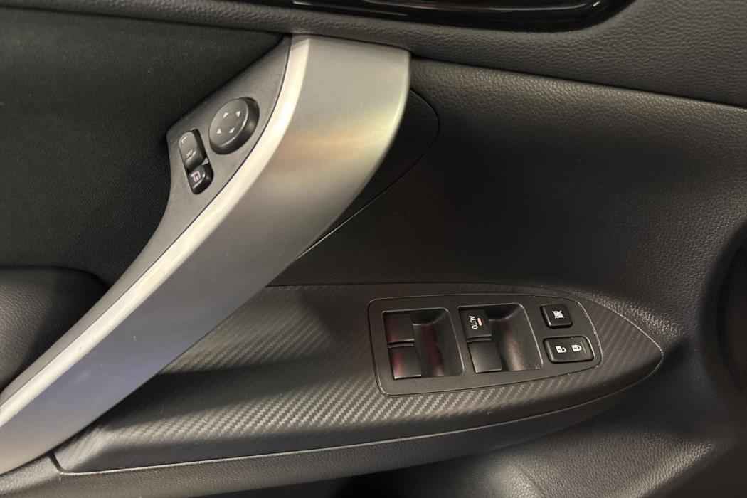 MITSUBISHI Eclipse Cross 2021