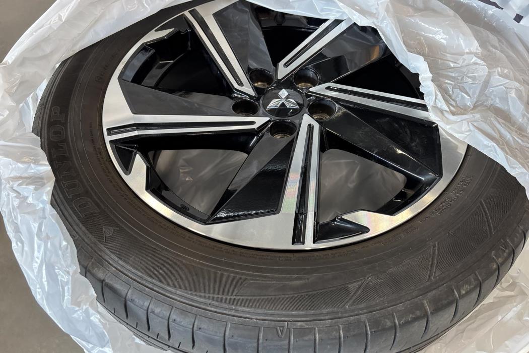 MITSUBISHI Eclipse Cross 2021