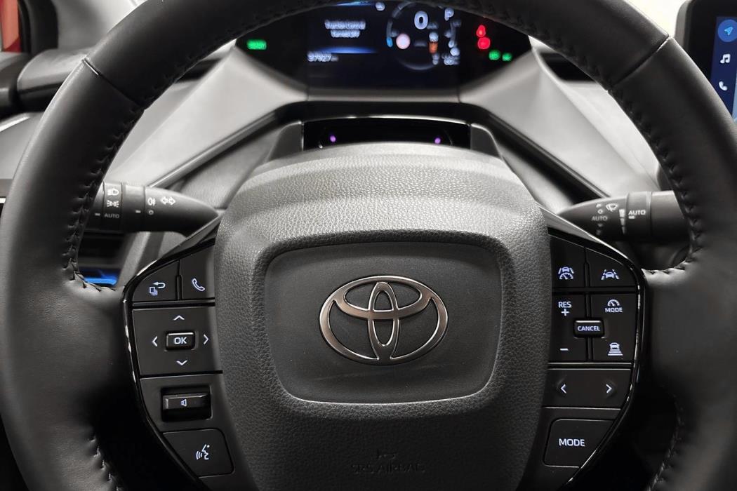 Toyota Prius Plug-in 2023