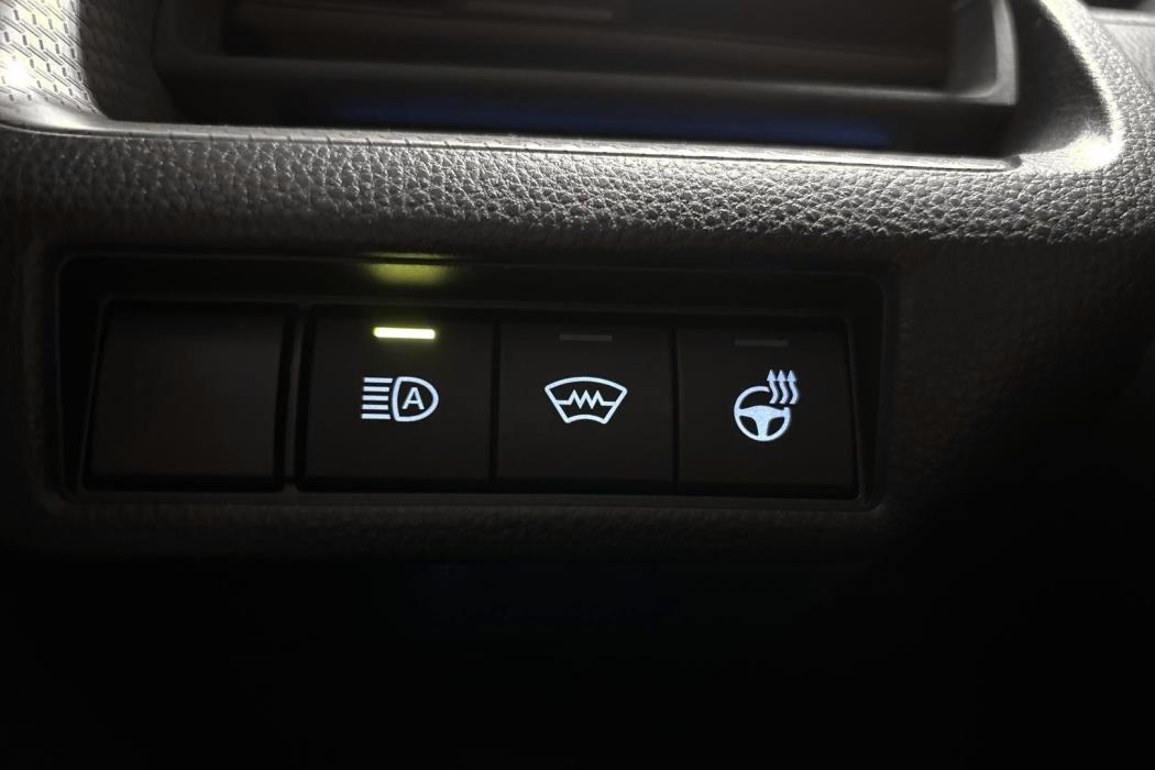 Toyota Prius Plug-in 2023