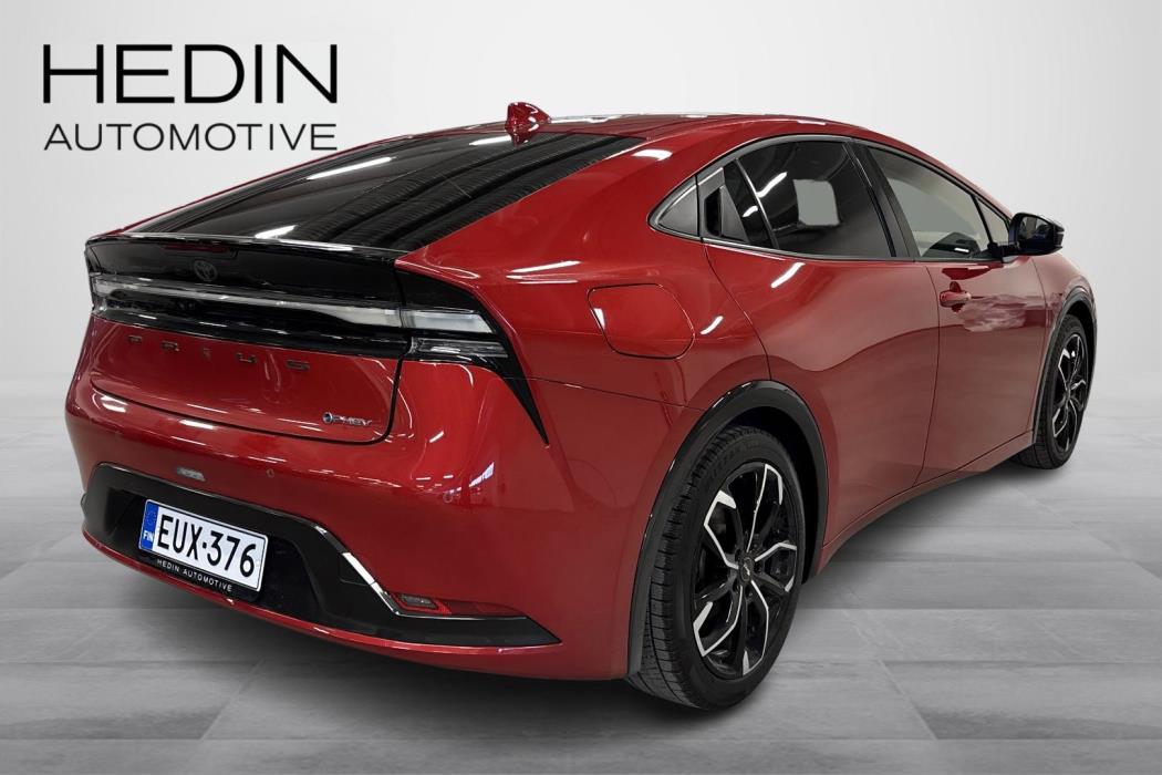 Toyota Prius Plug-in 2023