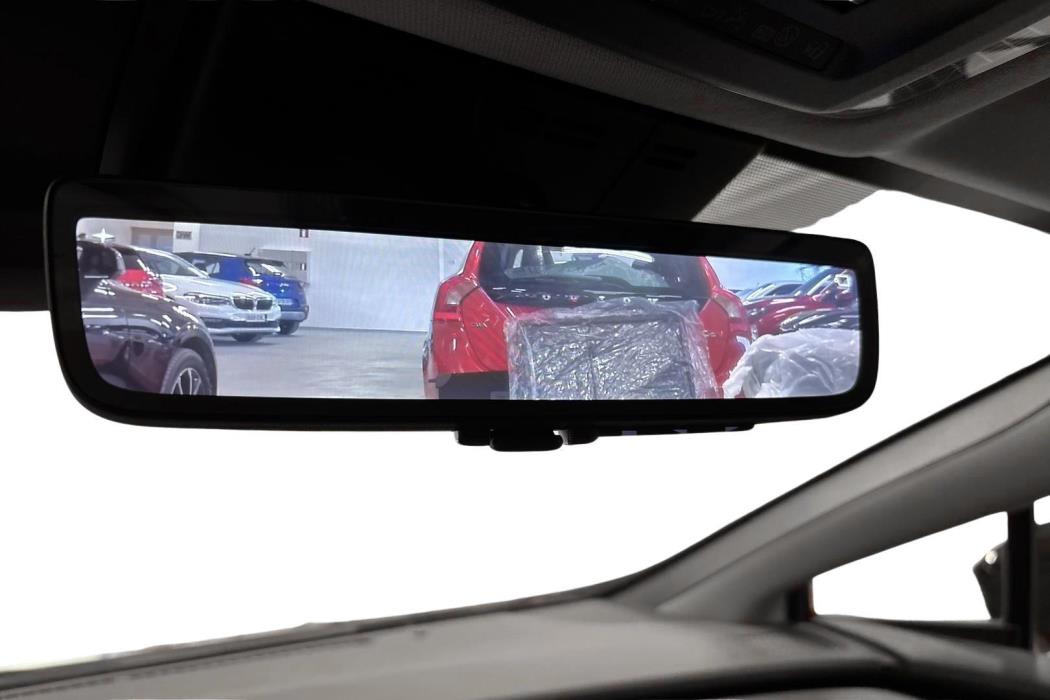 Toyota Prius Plug-in 2023