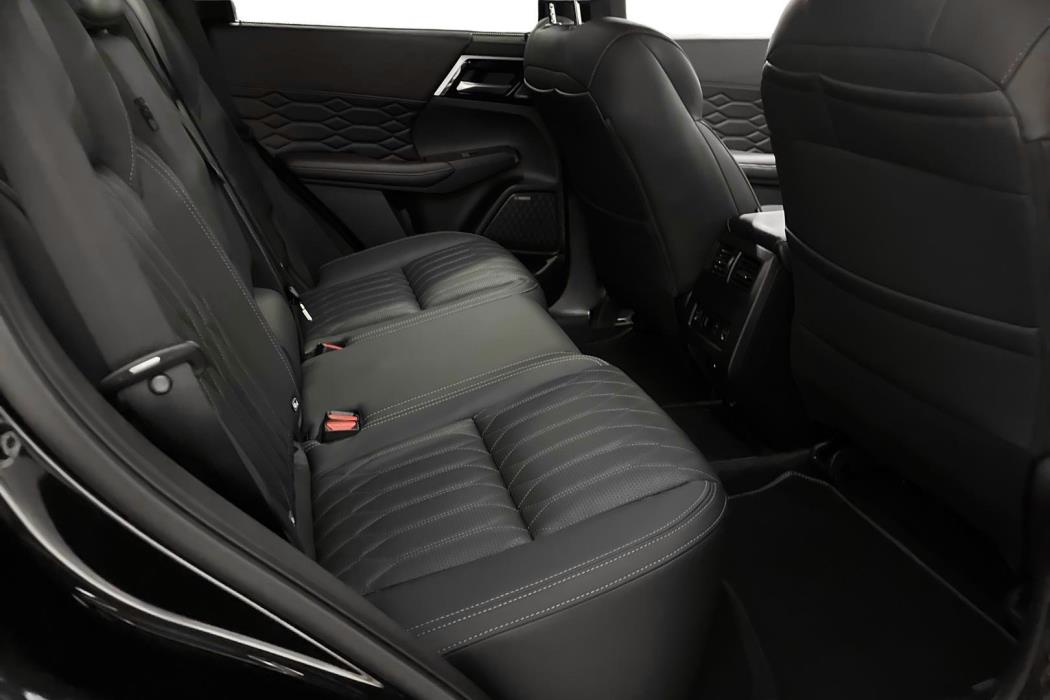Mitsubishi Outlander 2026