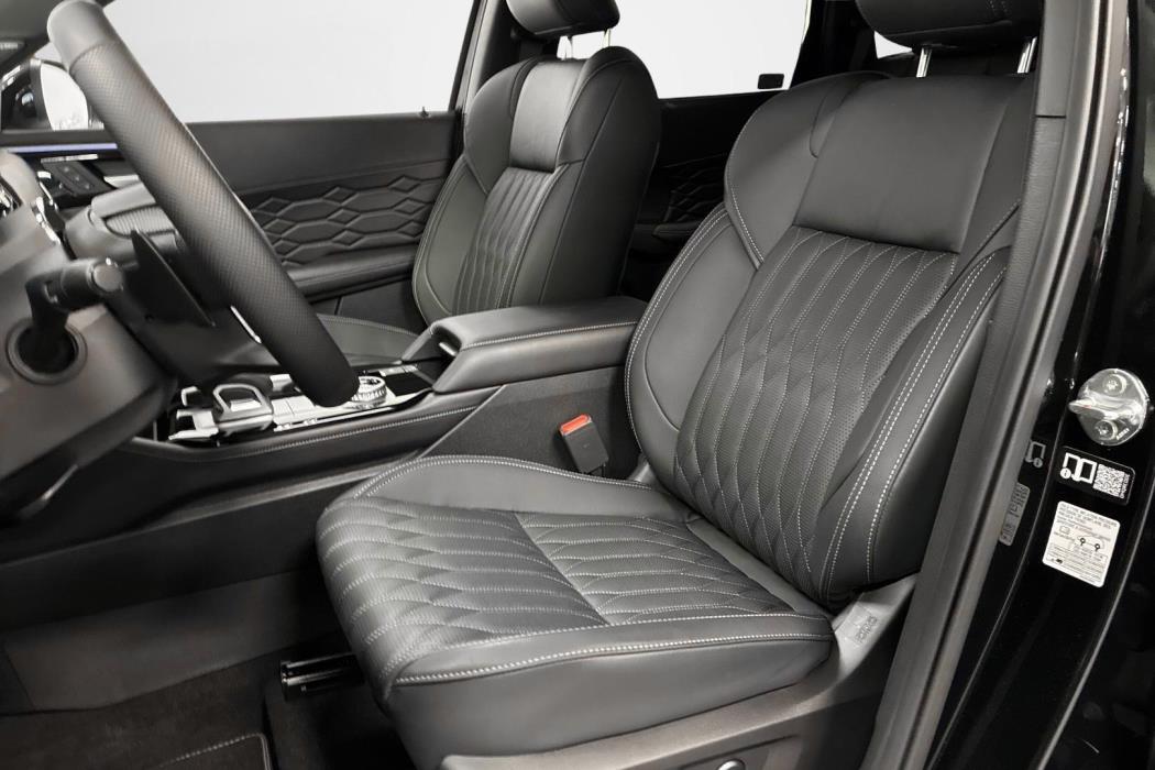 Mitsubishi Outlander 2026