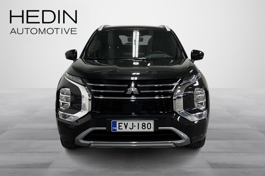 Mitsubishi Outlander 2026