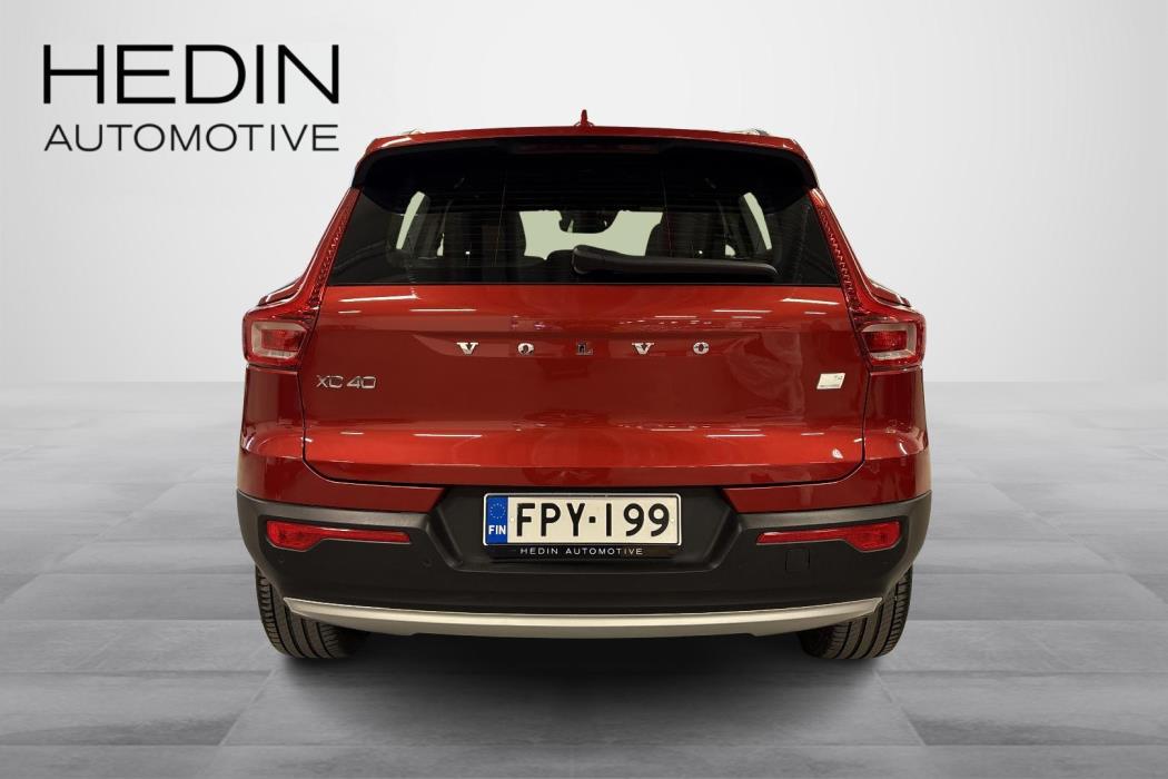 Volvo XC40 2021