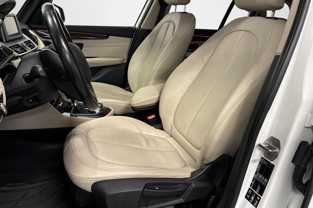 BMW 220 2016