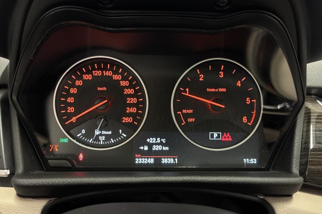 BMW 220 2016
