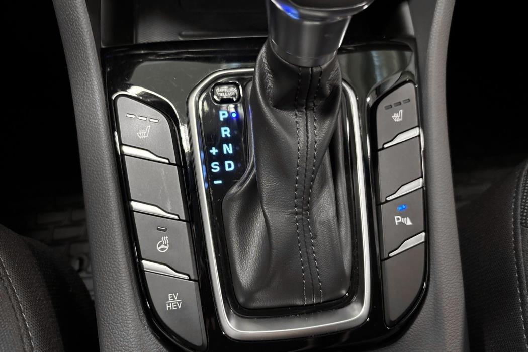 Hyundai IONIQ plug-in 2019