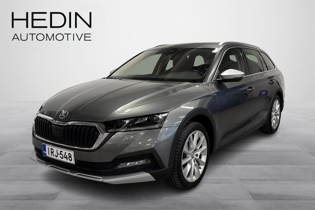 SKODA OCTAVIA 2023