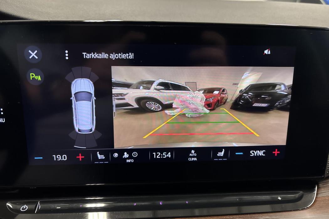 SKODA OCTAVIA 2023