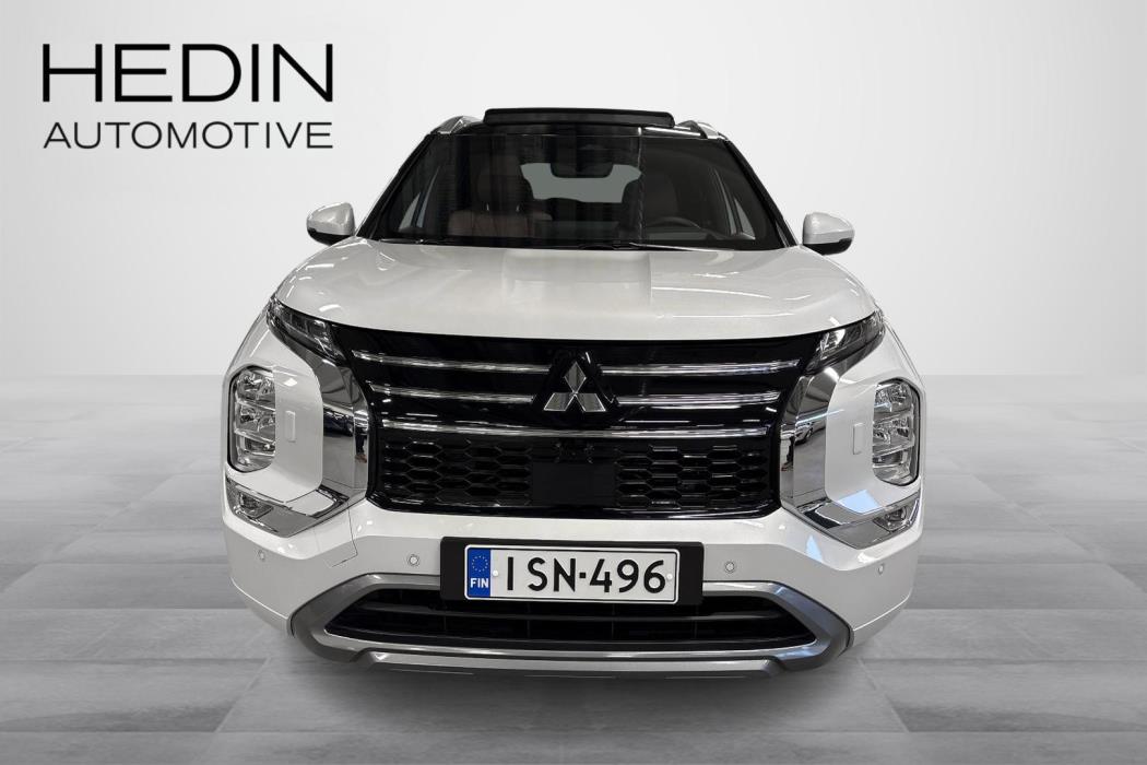 Mitsubishi Outlander 2025