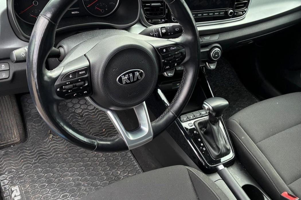 Kia Rio 2021