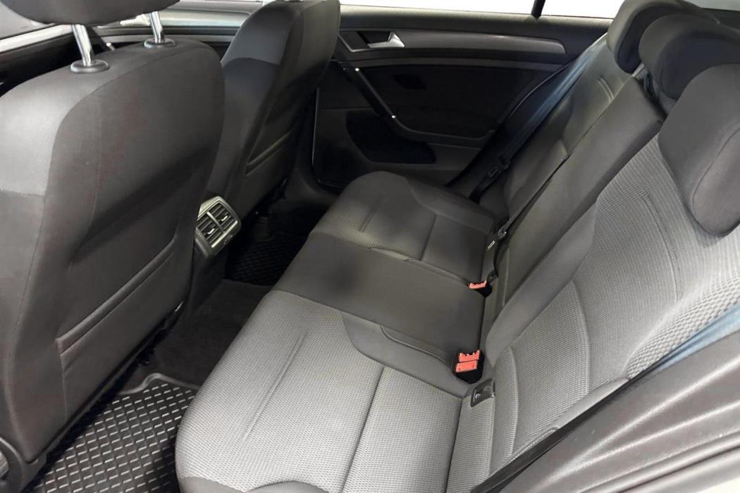 Volkswagen Golf 2013