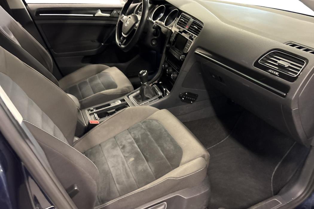 VOLKSWAGEN GOLF 2014