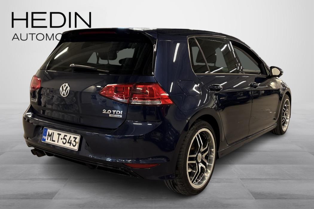 VOLKSWAGEN GOLF 2014