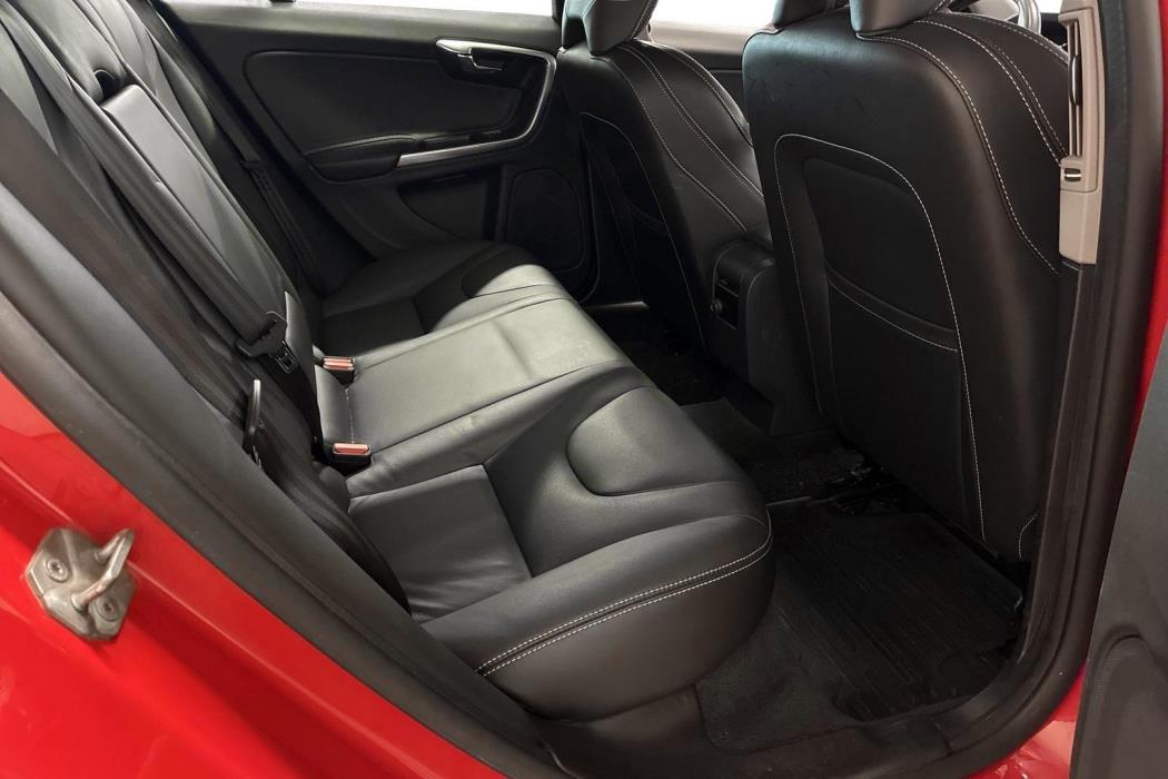 Volvo V60 2016