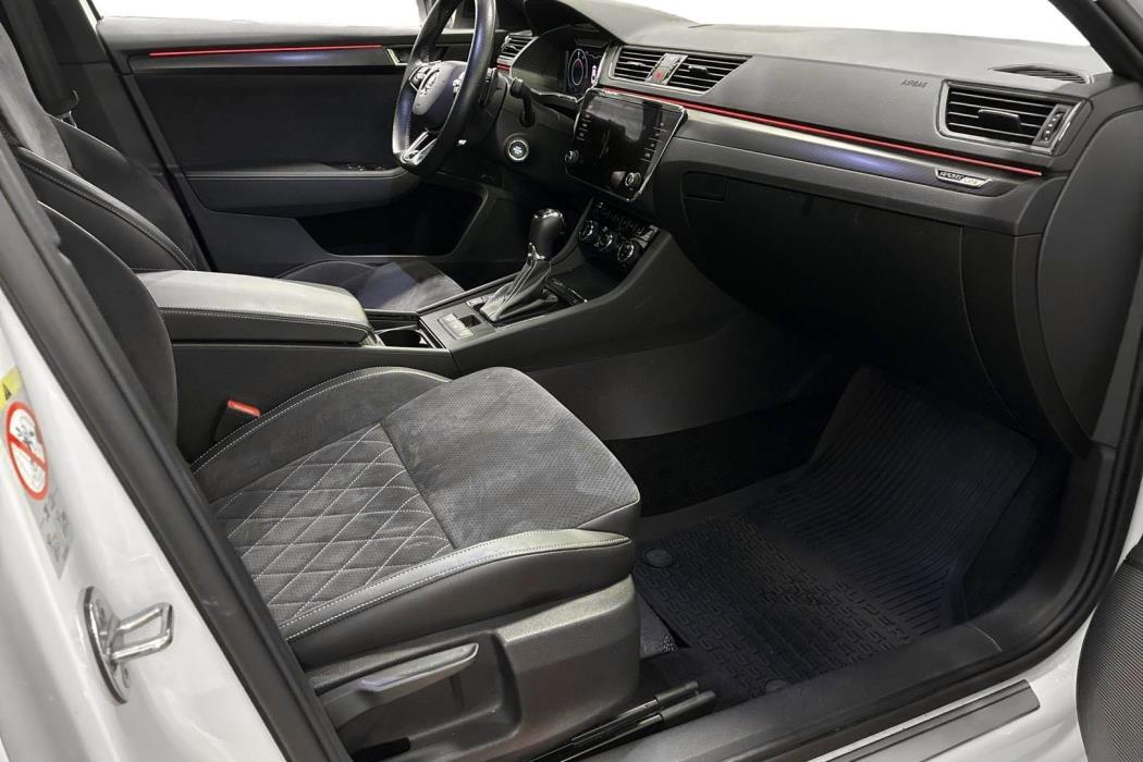 Skoda Superb 2021