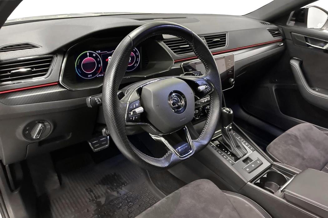 Skoda Superb 2021