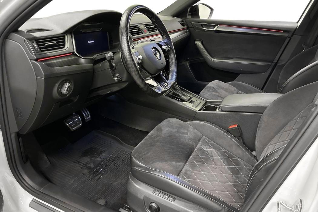 Skoda Superb 2021