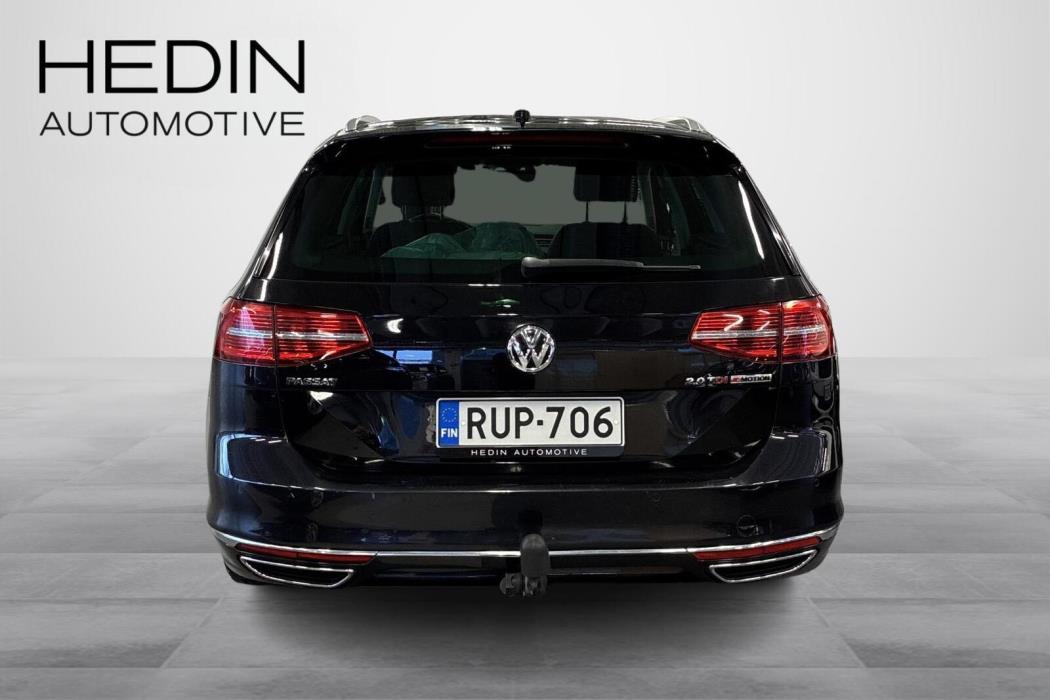 VOLKSWAGEN Passat 2016