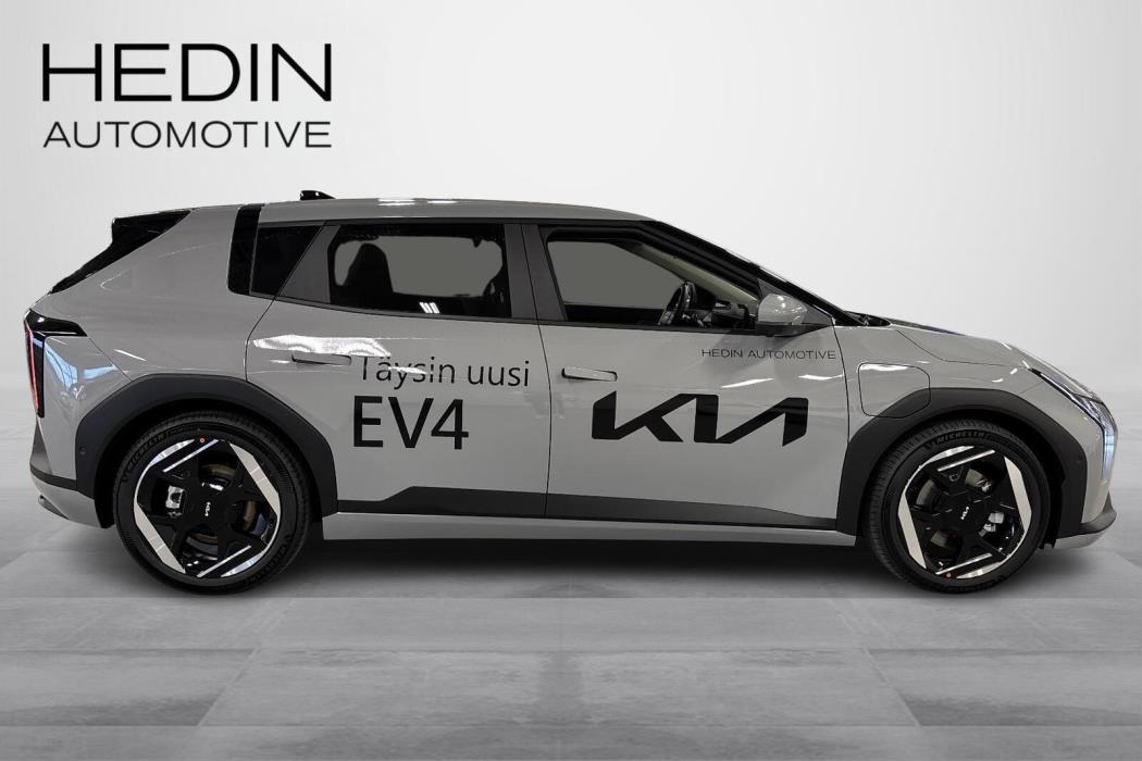 Kia EV4 2025