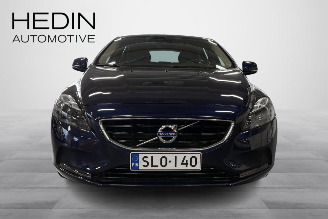 VOLVO V40 2014