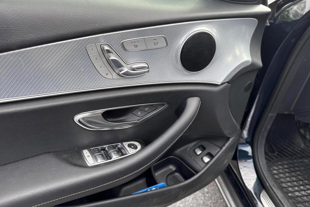 Mercedes-Benz E 2017