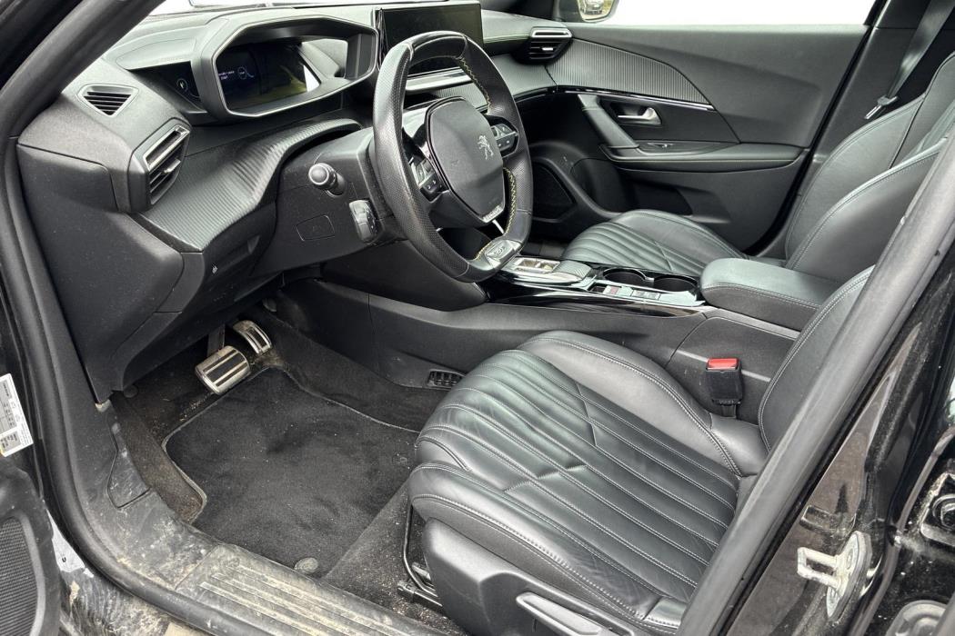 Peugeot e-2008 2022