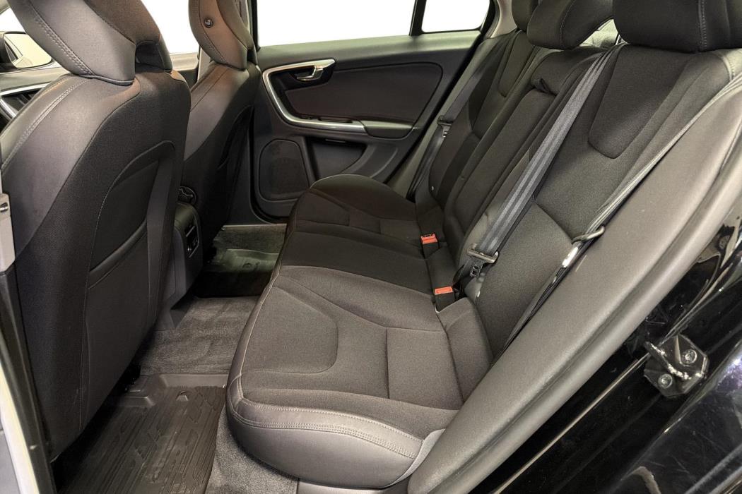 VOLVO S60 2012