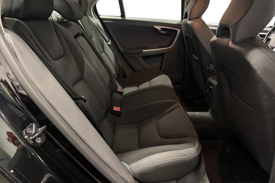 VOLVO S60 2012